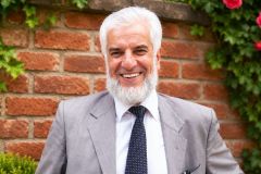 Dr Farooq Kaloo